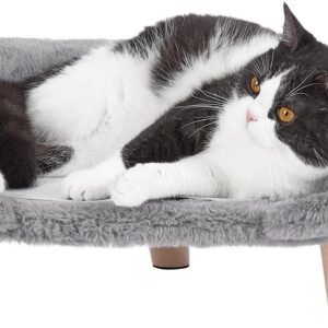 Elevated pet beds, cat and dog benches, pet chairs with sturdy wooden legs