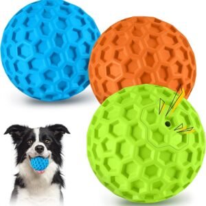 Squeaky balls designed specifically for dogs that like to chew, suitable for large and medium-sized dogs.
